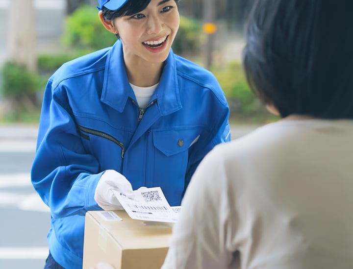 配達先での決済